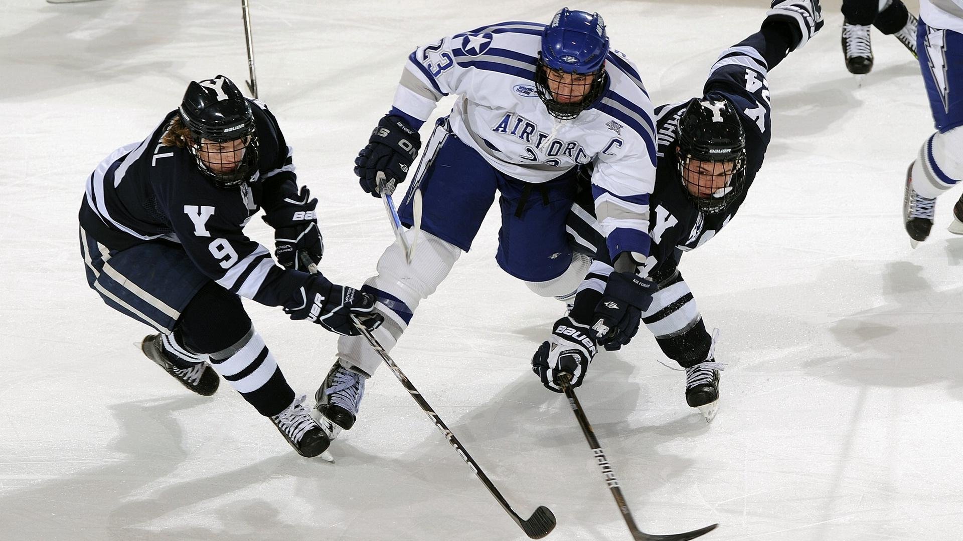 中国女篮技术动作日趋规范,女篮战术技巧